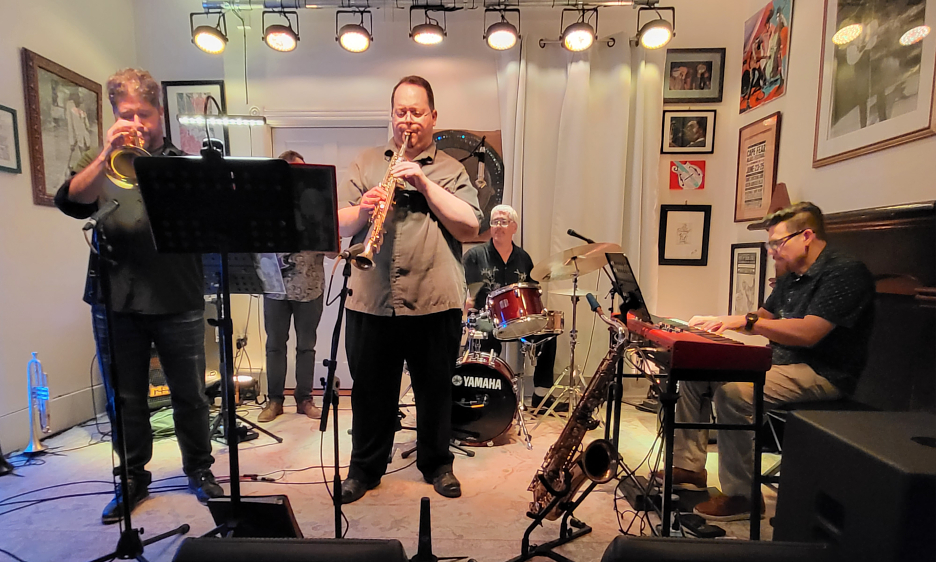 Bobby Falk Group Live at Ted's Bobby Falk Group Live at Ted's